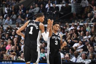 形容两位选 形容两位选