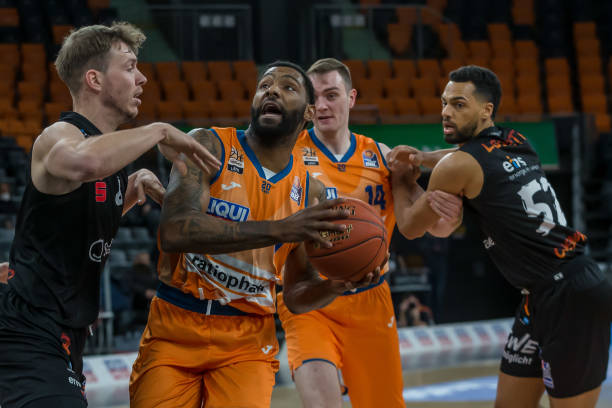 不仅在胜利 不仅在胜利